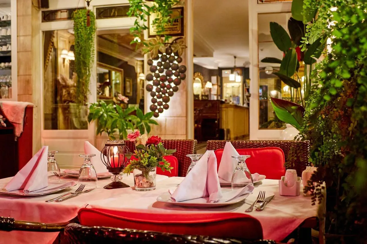 Alzer Hotel Istanbul